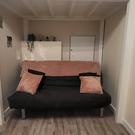 Du Bonheur, Center Dijon