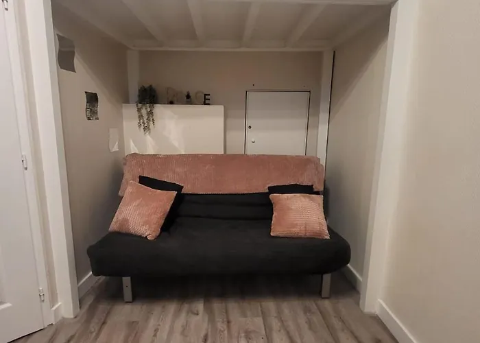 Du Bonheur, Center Dijon