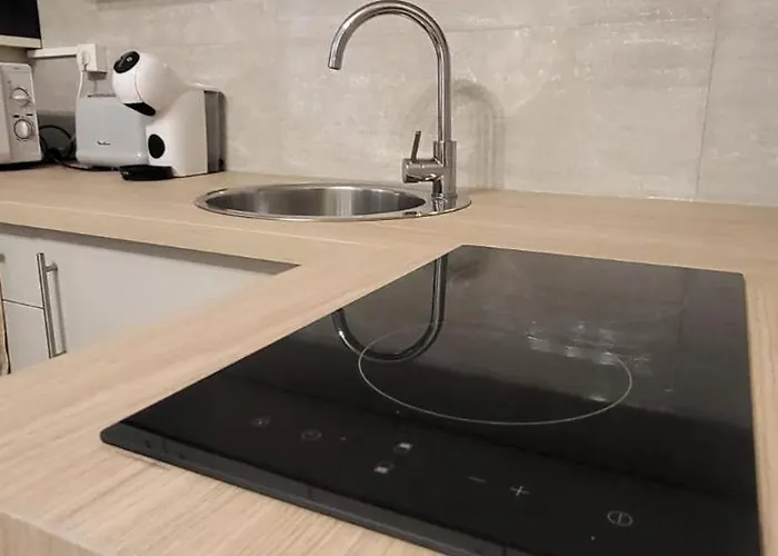 Du Bonheur, Center *