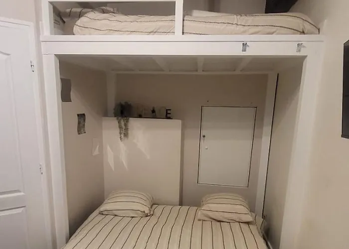 Du Bonheur, Center *